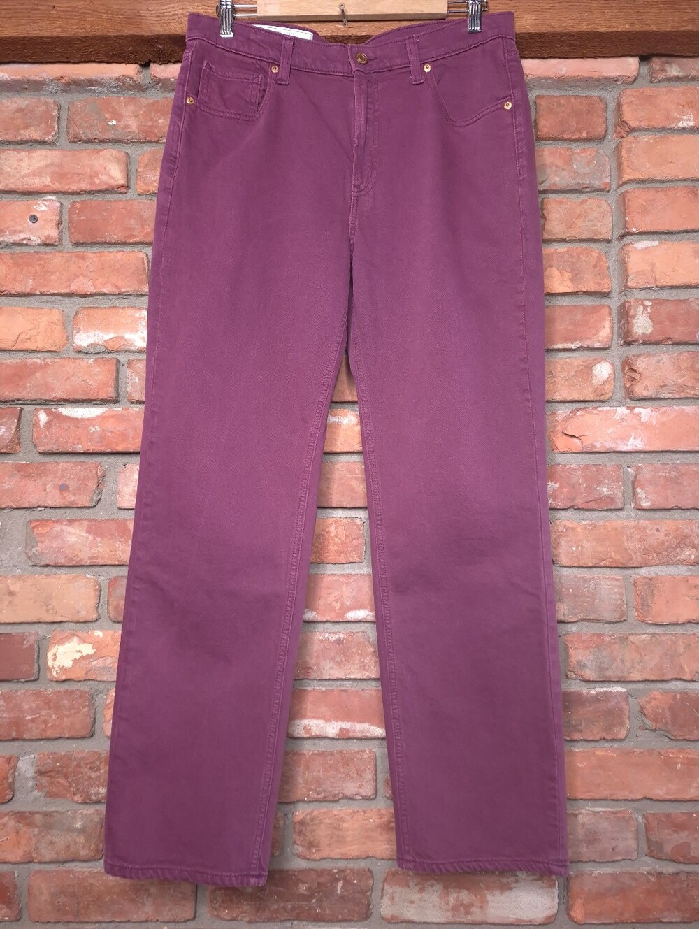 Gap ’90s Loose Mid Rise Jeans 30 US 10 Plum/ Burgundy/ Maroon Straight Leg